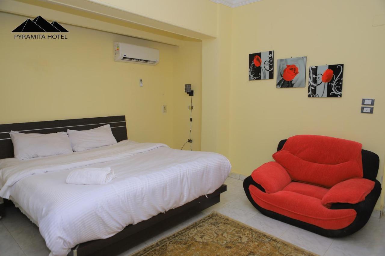 Pyramita Hotel Ghatati Kültér fotó