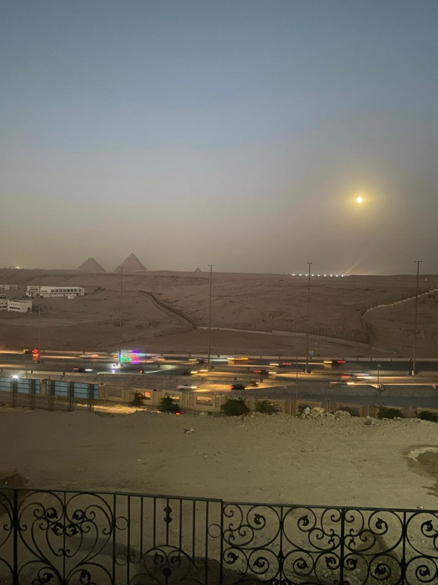 Pyramita Hotel Ghatati Kültér fotó