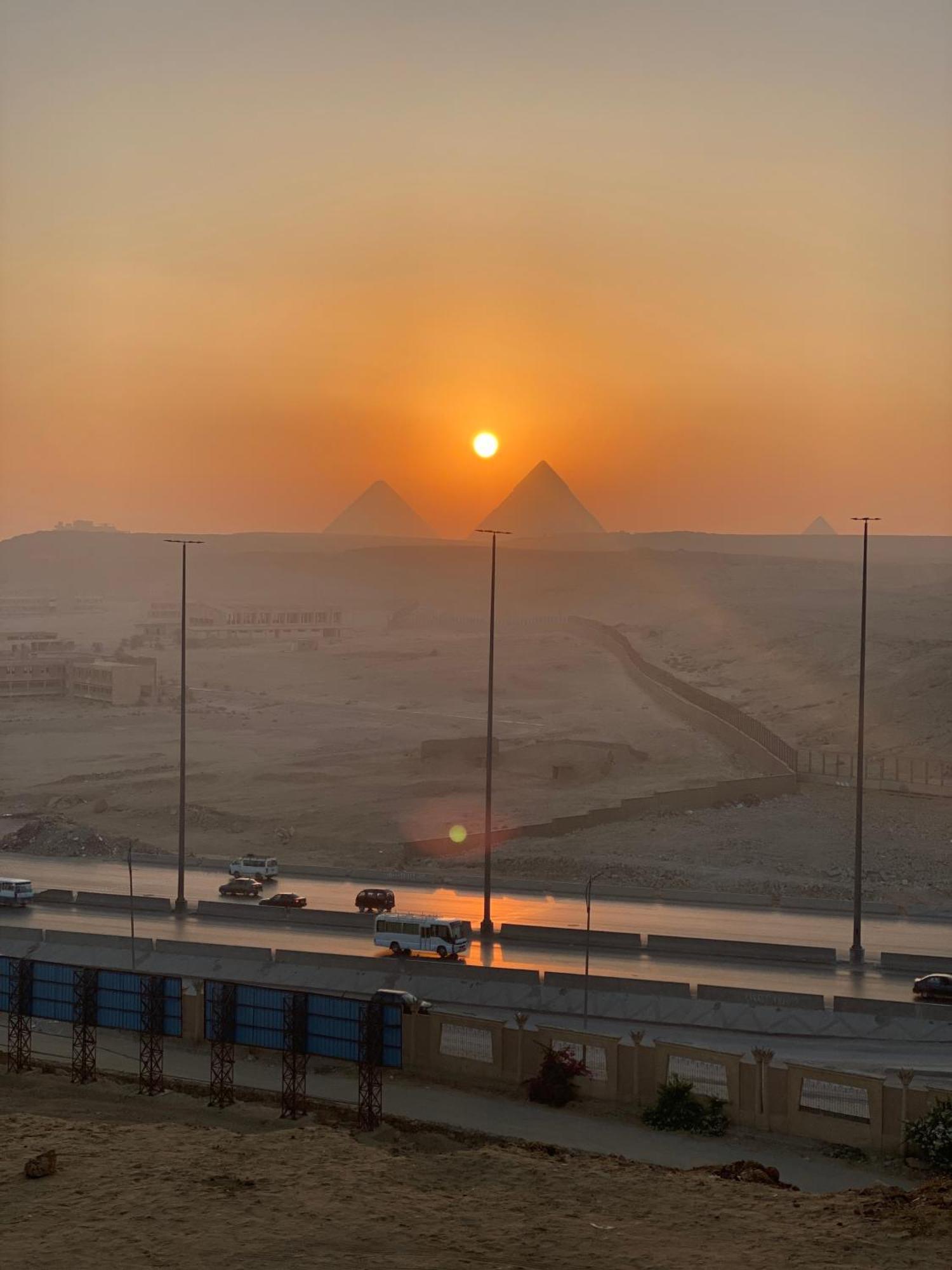 Pyramita Hotel Ghatati Kültér fotó