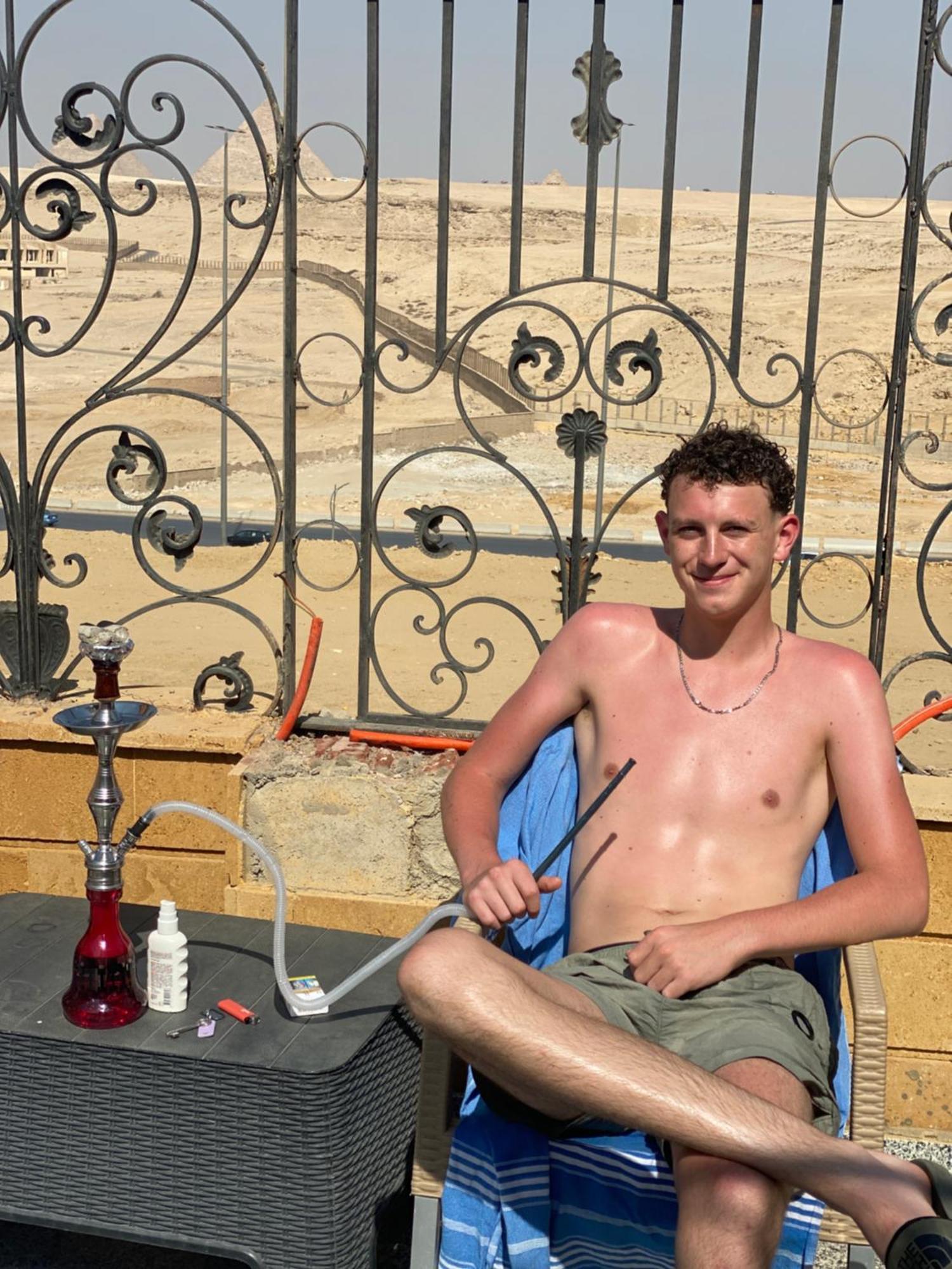 Pyramita Hotel Ghatati Kültér fotó