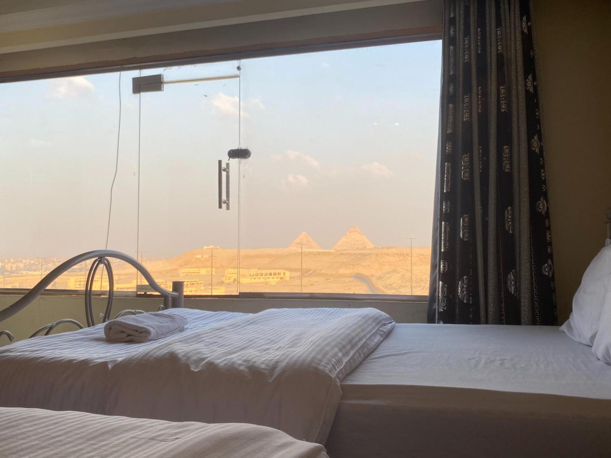Pyramita Hotel Ghatati Kültér fotó